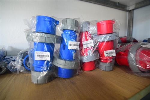 Phích cắm công nghiệp 3 - 4 chấu